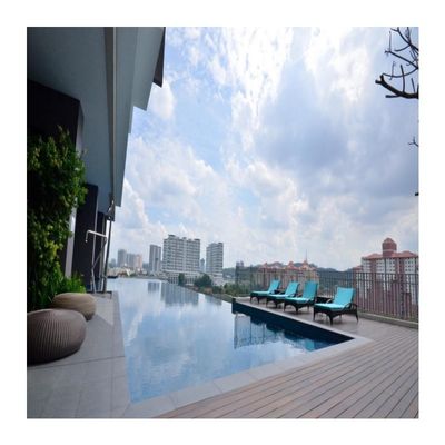 家族 の ため の 格安 な グラス 繊維 の 屋外 プール